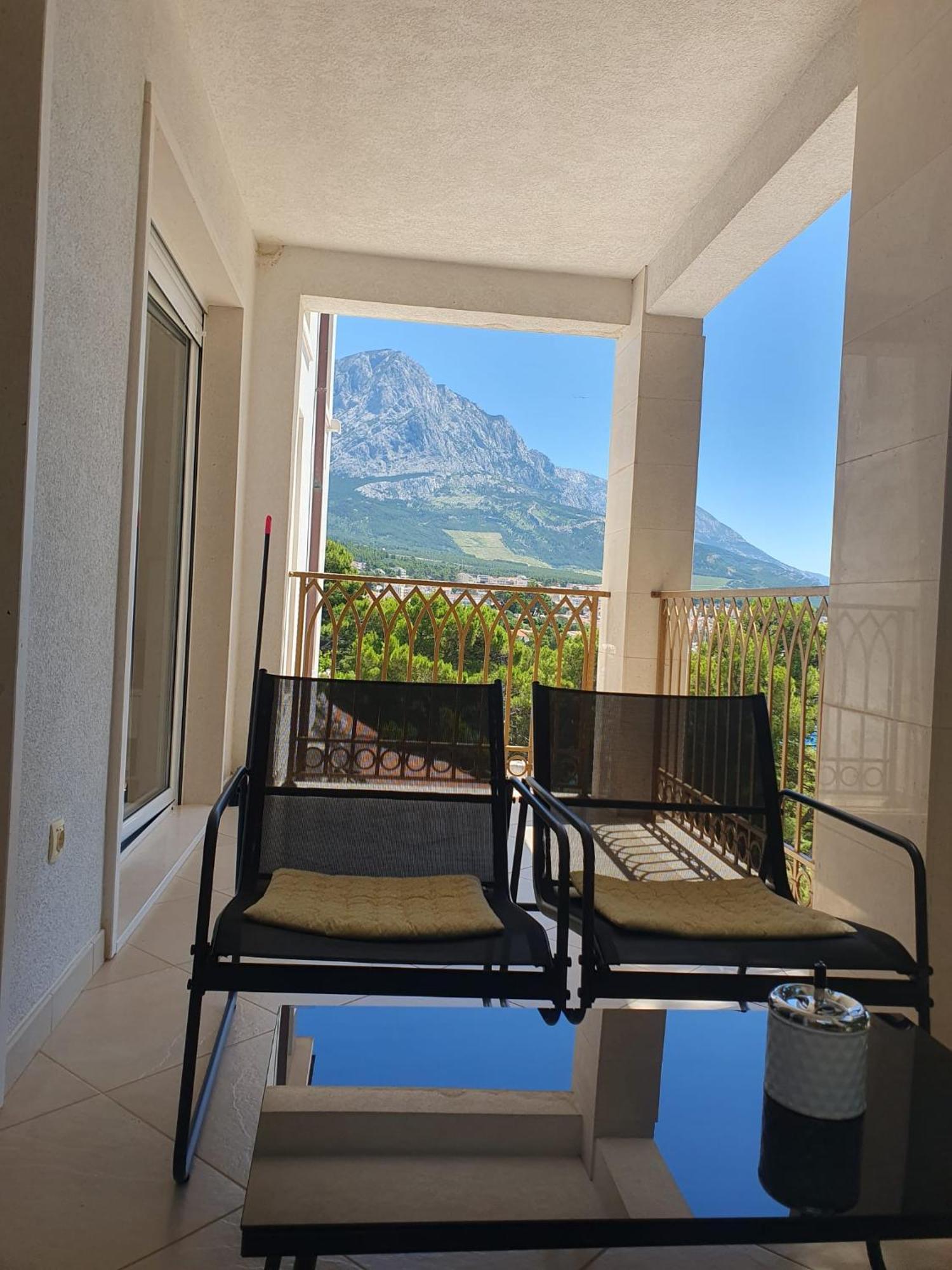 Inas Place Baška Voda المظهر الخارجي الصورة