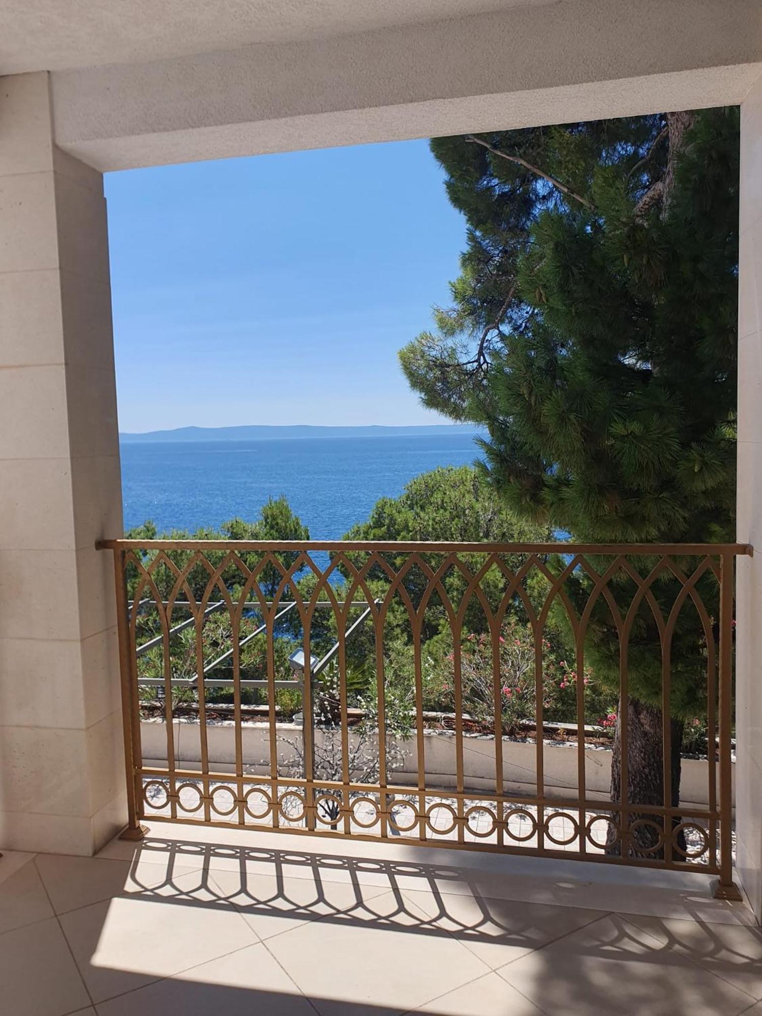 Inas Place Baška Voda المظهر الخارجي الصورة